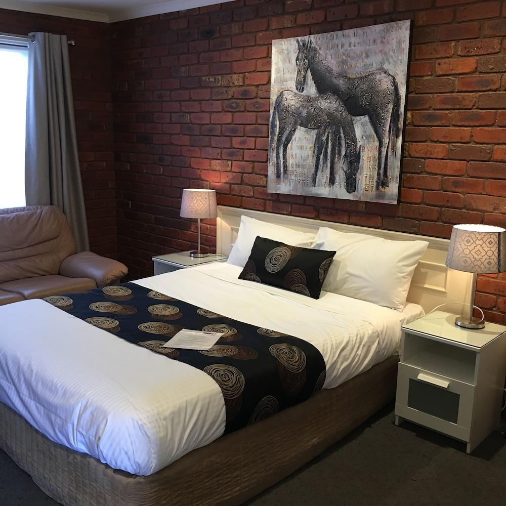 Melton Motor Inn And Apartments Εξωτερικό φωτογραφία