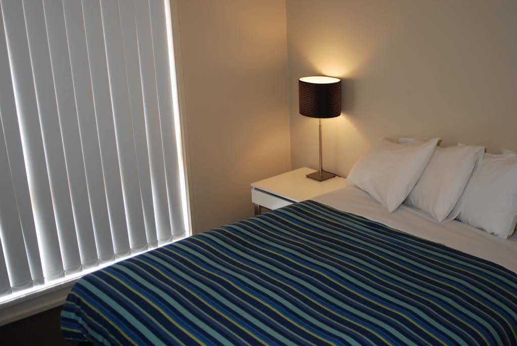 Melton Motor Inn And Apartments Εξωτερικό φωτογραφία